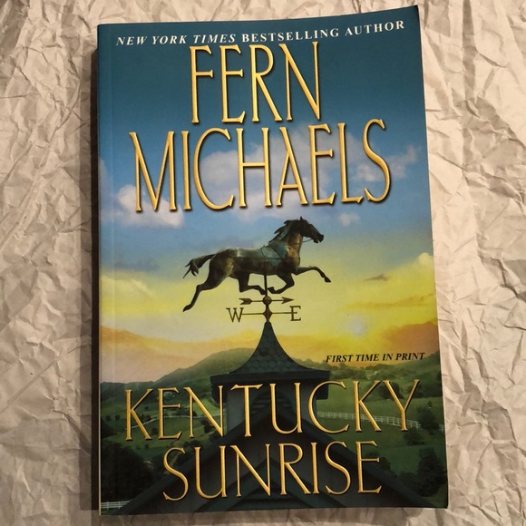 ⭐️5 for $15⭐️ Kentucky Sunrise by Fern Michaels | Book - Picture 1 of 2